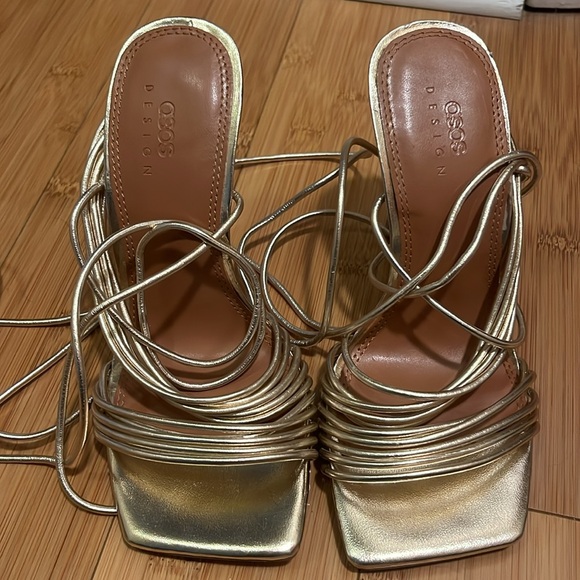ASOS gold lace up 4 in heel - Picture 3 of 3